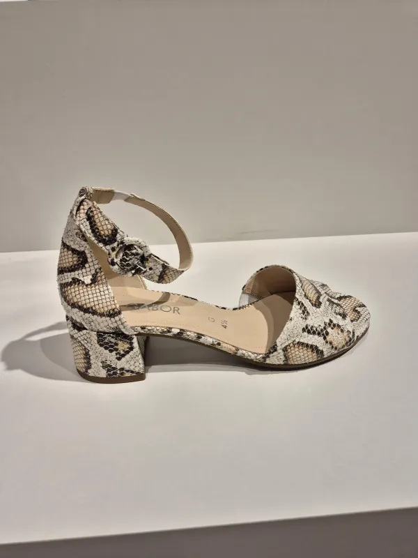 Beige_pyton_sandalet_Gabor