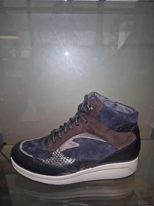 Blauw_combi_veterboot_K