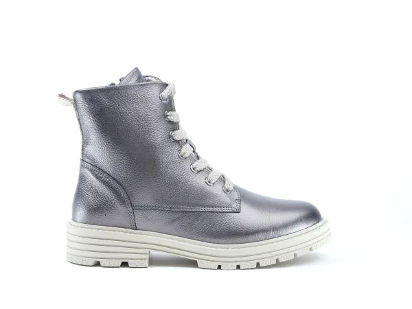 Brons_Madras_bikerboot_Kelly_K_1