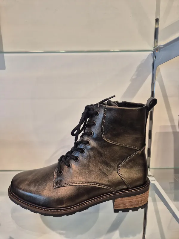D_Bruin_Buffalino_Kinga_boot_H_K