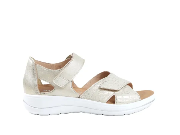 Gold_Hartjes_Sandaal_dichte_hiel_G