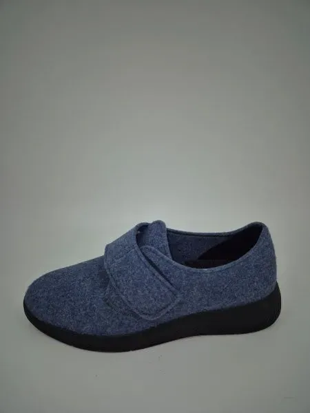 Sky_blauw_pantoffel_Halea_H