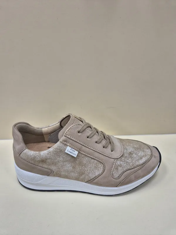 Taupe_stretchcosta_Mori_