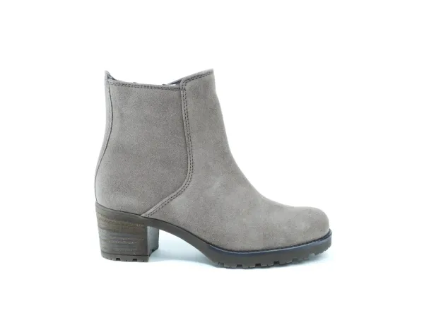 Taupe_velour_enkellaarsje_G_1