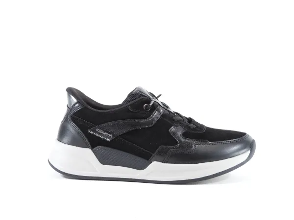 Zwart_slip_in_sneaker_RS_1