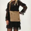 Taupe_schoudertas_Brunete_1