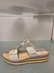 Beige_2_bandslipper_kurk_look