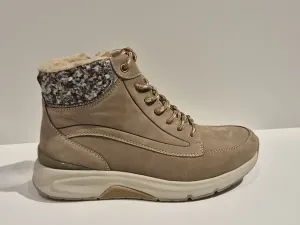 Beige_veterboot_RS