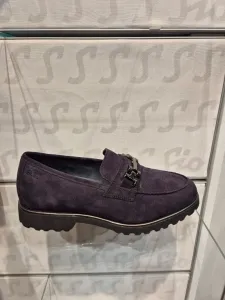 Blauw_suede_Meredith_752_H