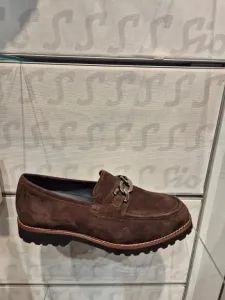 Bruin_suede_Meredith_734_H