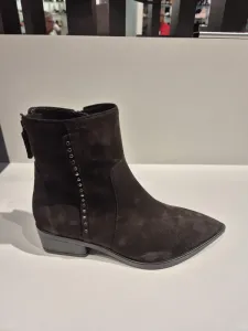 Bruin_velour_enkellaarsje_G