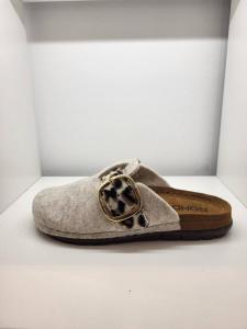 Grijs_soft_vilt__gesp_slipper