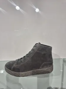 Kaki_suede_Phil_boot_H