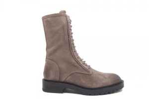 Taupe_suede_veterboot_1