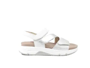Zilver_wit_klitsandaal_Gabor_1