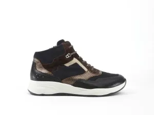 Zwart_blauw_combi_veterboot_K_1